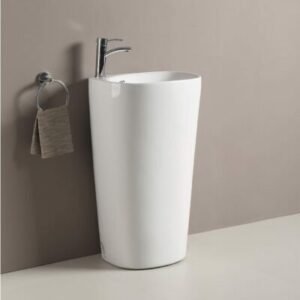 ceramic white washbasin aquilo